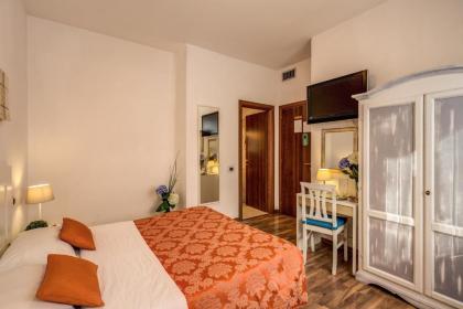 Trastevere Rooms - image 10