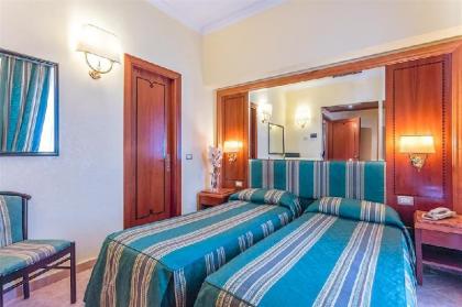 Raeli Hotel Lux - image 20