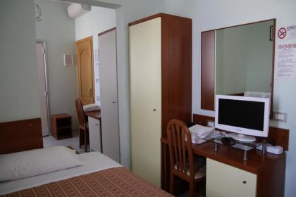 Hotel Katty - image 11