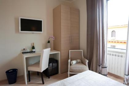 Guest House Iulia - image 14