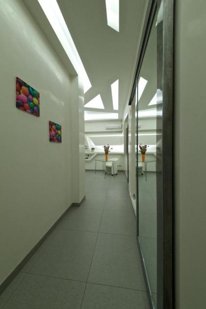 Roma Naif Rooms - image 8