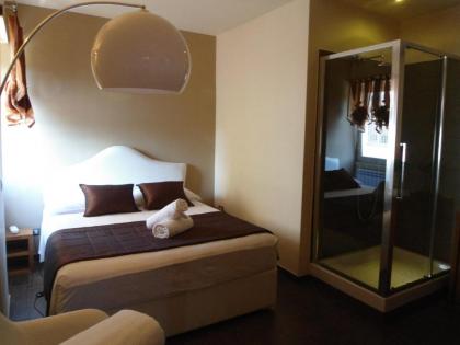 Aida Charming Rooms - image 13