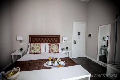 Chic & Town - Luxury Rooms - image 11