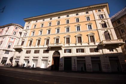 Navona Queen Rooftop - image 6