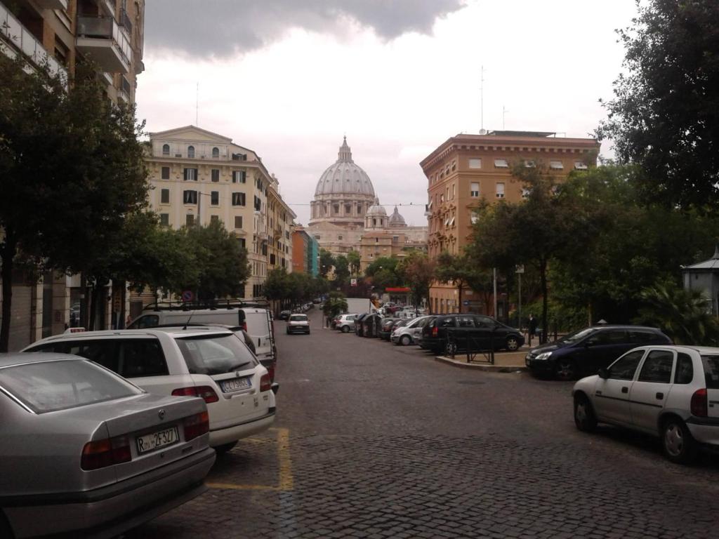 La Stazione Del Vaticano - main image