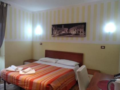 Rome's Best Holidays Guest House - image 9