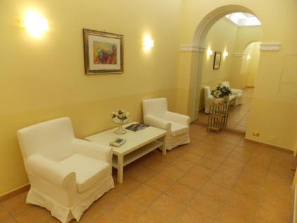 Glamour Center Of Rome B&B - image 12