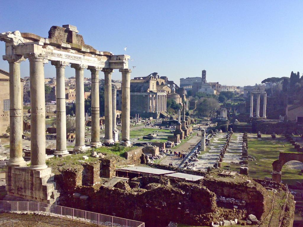 White Rooms Colosseo - main image