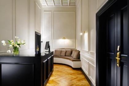 Splendor Suite Rome - Suites & Apartments - image 9