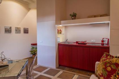 La Porta Rossa di Borgo - Vatican Luxury Suite - image 12