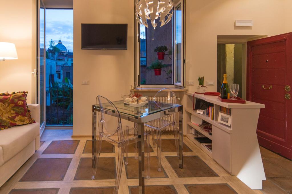 La Porta Rossa di Borgo - Vatican Luxury Suite - image 6