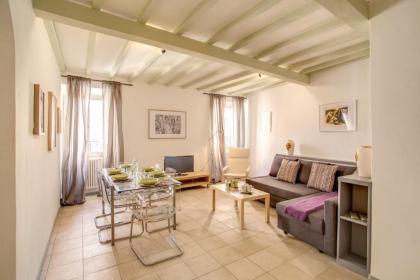 Three Bedroom Apartment Campo dei Fiori - image 6