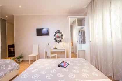 Starry Rome Guest House - image 15