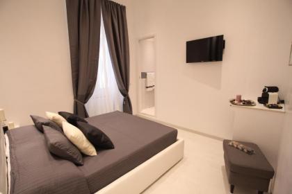 Interno 7 Luxury Rooms B&B - image 11