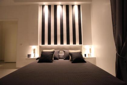 Interno 7 Luxury Rooms B&B - image 16