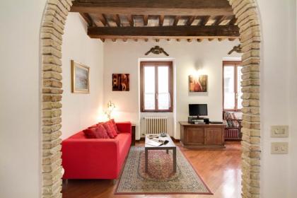 Stunning Pantheon Apartment Rome 