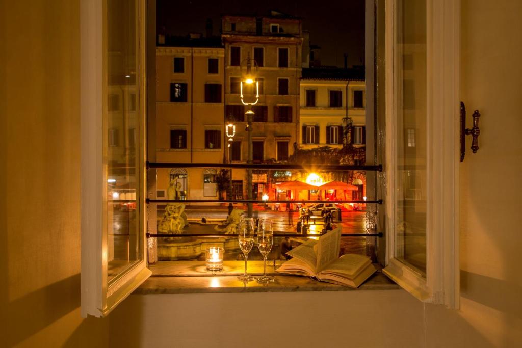 Palazzo De Cupis - Suites and View - image 4