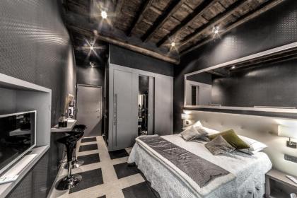 Piazza di Spagna Luxury Apartment - image 17