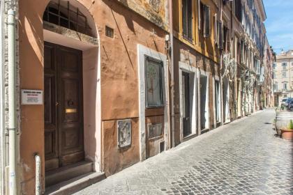 Piazza di Spagna Luxury Apartment - image 6