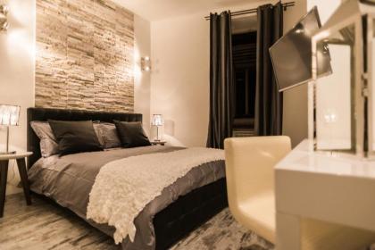 Trevi & Pantheon Luxury Rooms - image 11