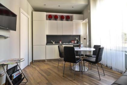 Lata Luxury Apartment - image 15