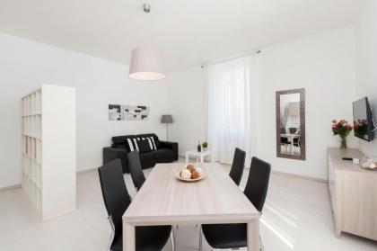 White Flat Termini - image 12