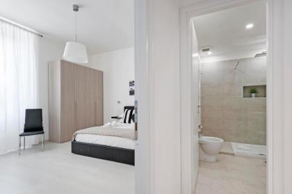 White Flat Termini - image 6