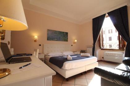 Rome To Stay Guest House - image 1