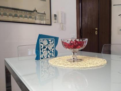 Colosseo Luxury Apartment - image 15