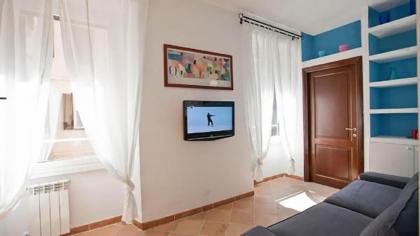 Colosseo Luxury Apartment - image 2