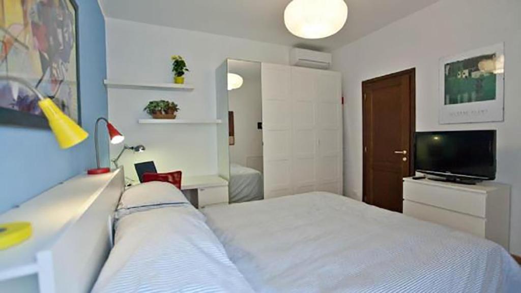 Colosseo Luxury Apartment - image 3