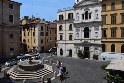 Happy Lion Apartment Rome - image 10