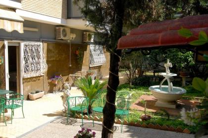 B&B Tiburtina Garden - image 1