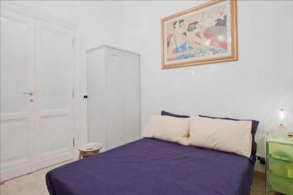 Holiday Jeans Apartment - image 11