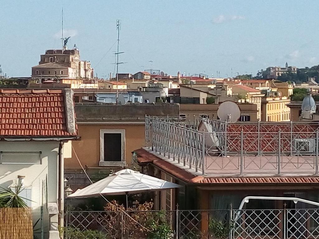 Apartment near the Vatican - image 5