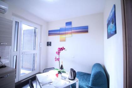 Anagnina Apartment - image 12