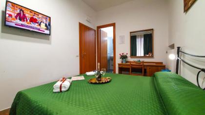 Casa Simpatia Hotel che accetta Bonus Vacanze a Roma - image 18