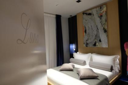 Navona Rooms - image 11