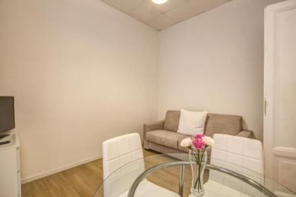 M&L Apartment - Caracalla Holiday - image 17