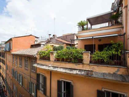 Town House Roma - image 7