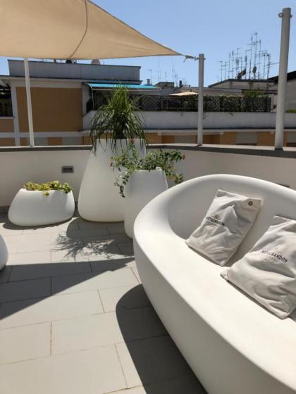 Glamroom Luxury Terrace - image 9