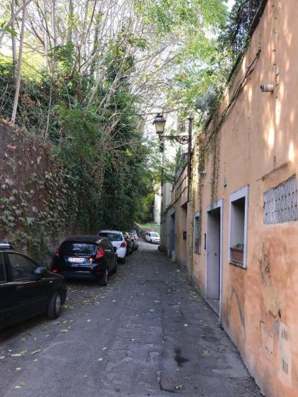 Trastevere Romantic - image 12