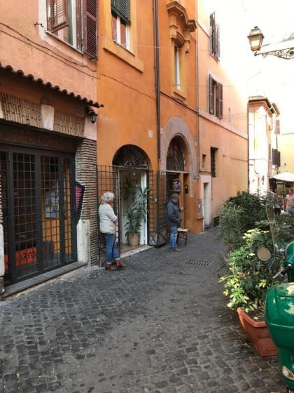 Trastevere Romantic - image 3