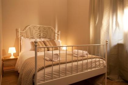 Un Attimo A Roma B&B - image 20