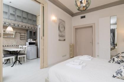 White Borgo Apartment - image 9