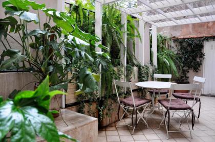 Campo dei Fiori modern apartment with terrace - image 1