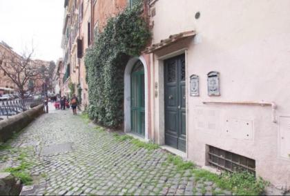 Garibaldi Roof Garden - image 6