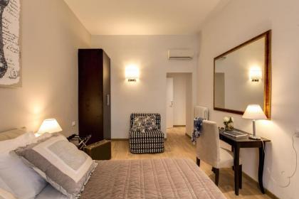 Sweet Stay In Rome - image 11