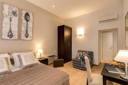 Sweet Stay In Rome - image 12