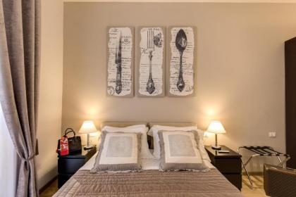 Sweet Stay In Rome - image 8